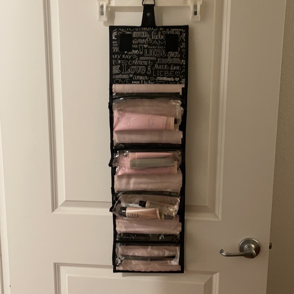 Mary May roll-up cosmetic bag